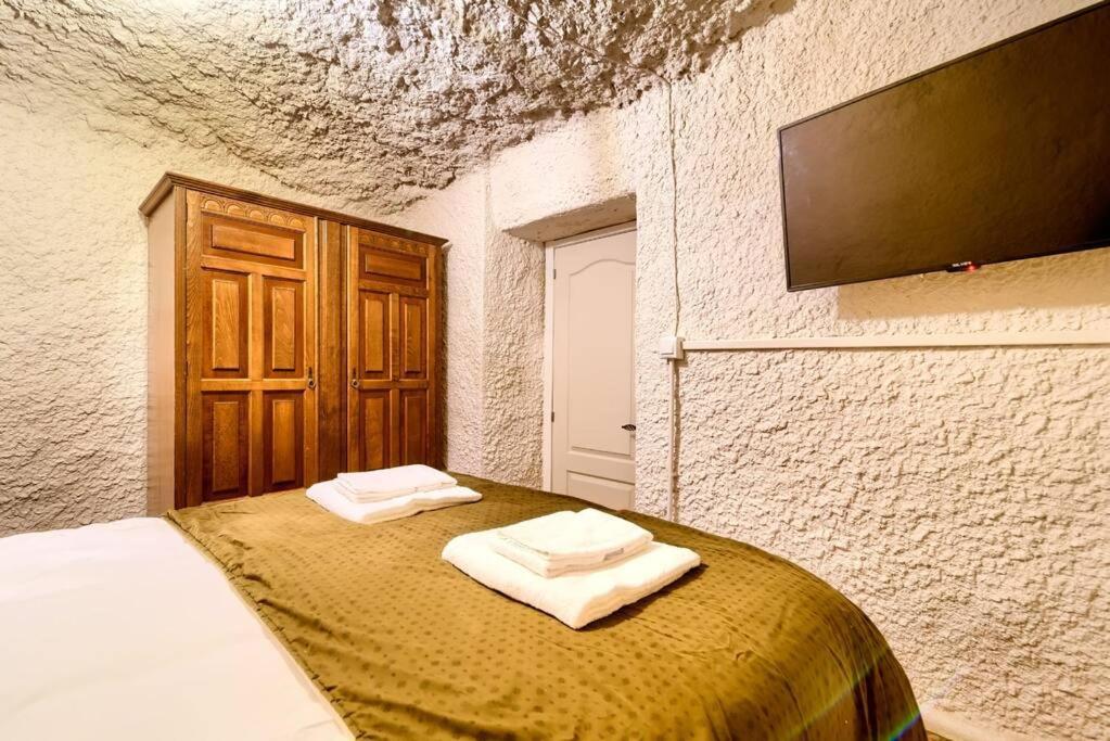 فيلا Cueva Con Jacuzzi A 20 Minutos De Valencia Benaguacil المظهر الخارجي الصورة
